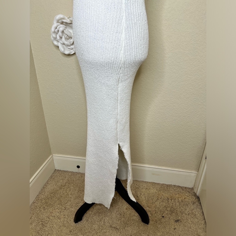 Emory Park Sleeveless Ribbed Knit Distressed Cream Midi Dress Size Small - Picture 9 of 16